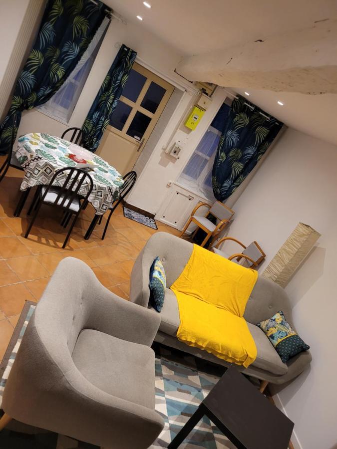 Holiday home Maison Chaleureux Coulanges-sur-Yonne